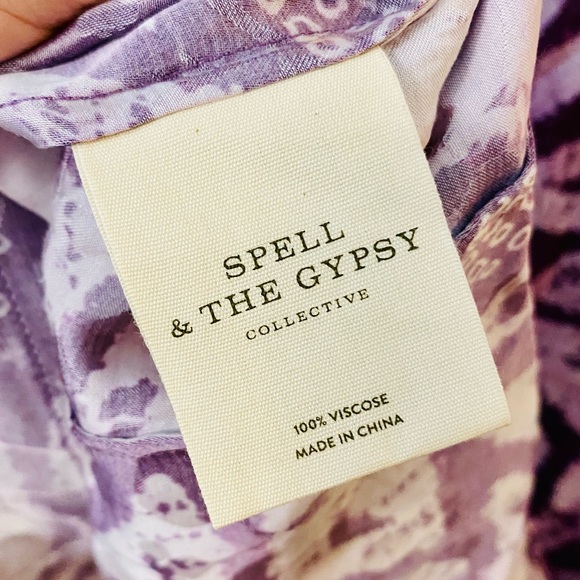 EUC Spell & the Gypsy Collective Chilli Tropicana Tyler Short Robe - Picture 15 of 16